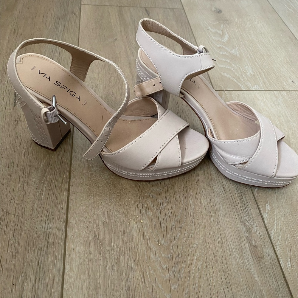 Via Spiga Cream Block Heel Peep-Toe Sandals